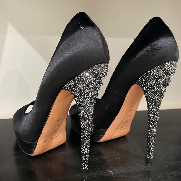 Casadei - worn once limited edition size 6 1/2 B - Picture 1 of 10